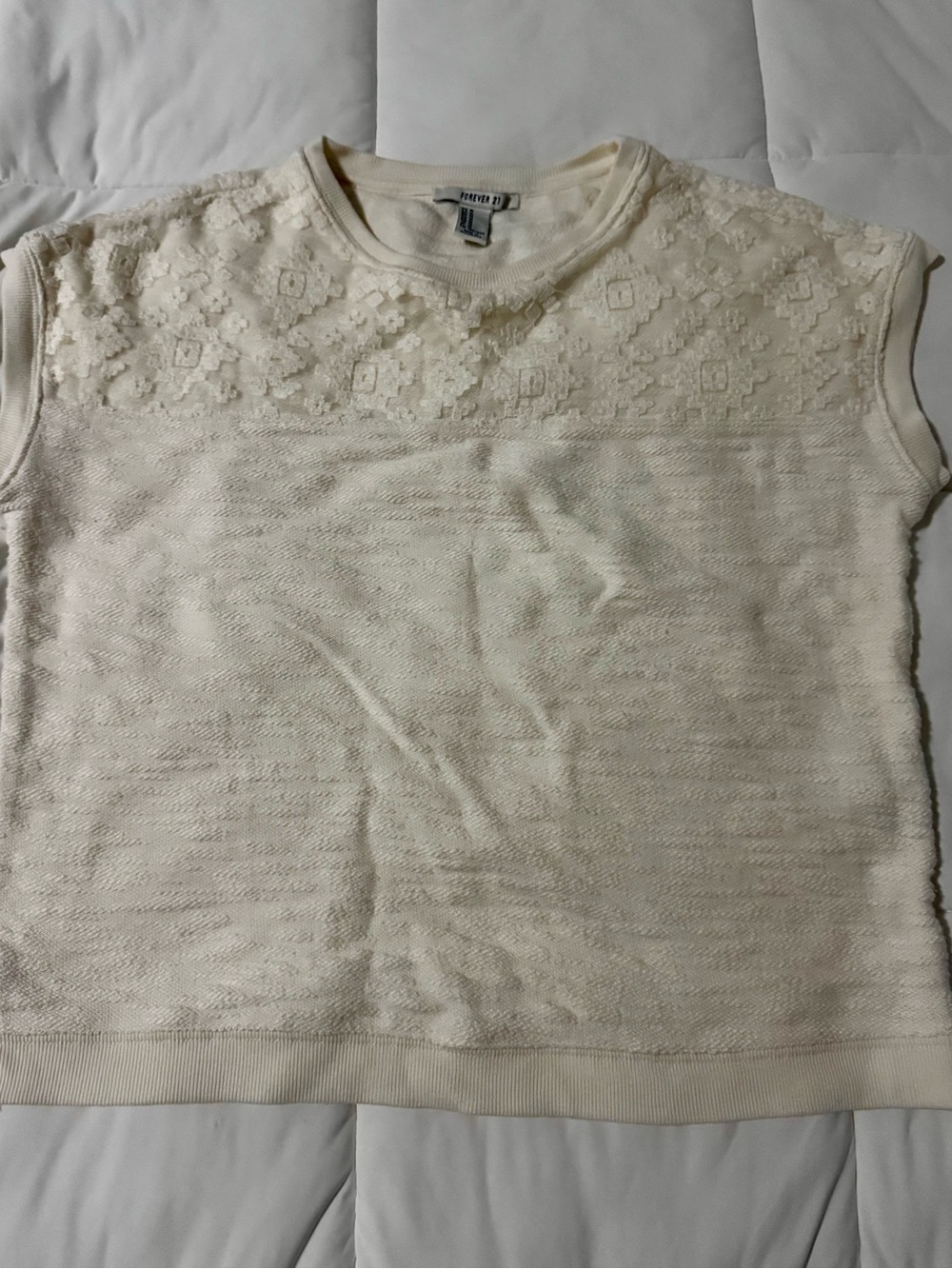 Forever 21 Cream 100% Cotton Lace Yoke Sleeveless Knit Top Size-M